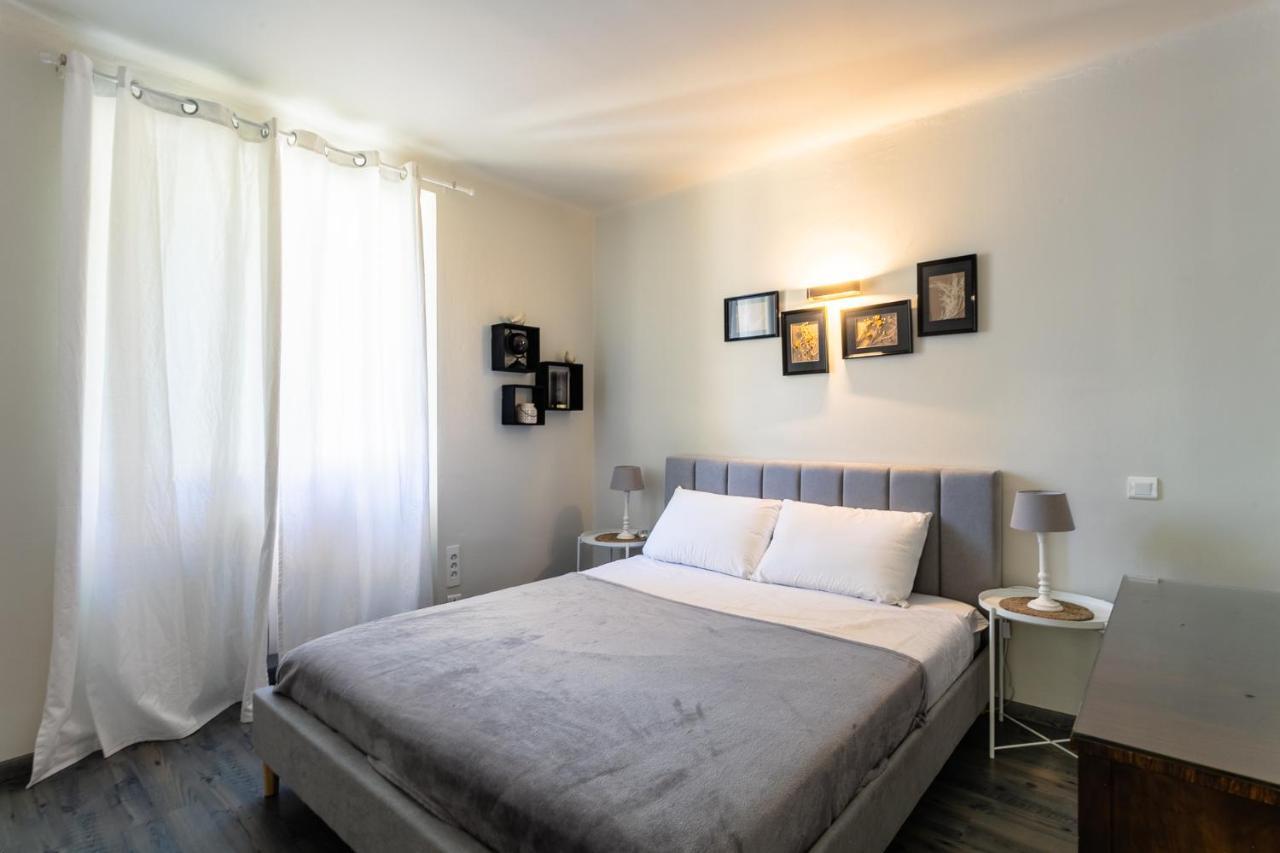 Wonderful House In Sarlat Center With Heated Pool & Jaccuzi Villa Dış mekan fotoğraf
